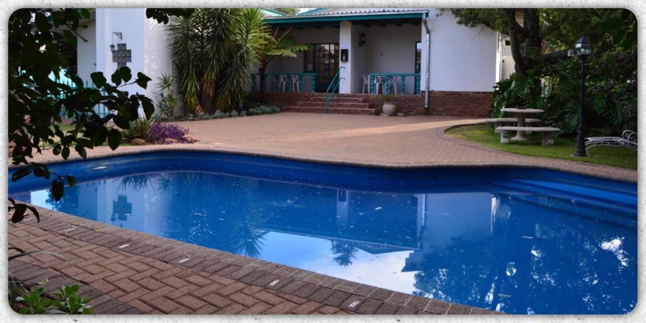 House Ebony B&B Newcastle Bagian luar foto